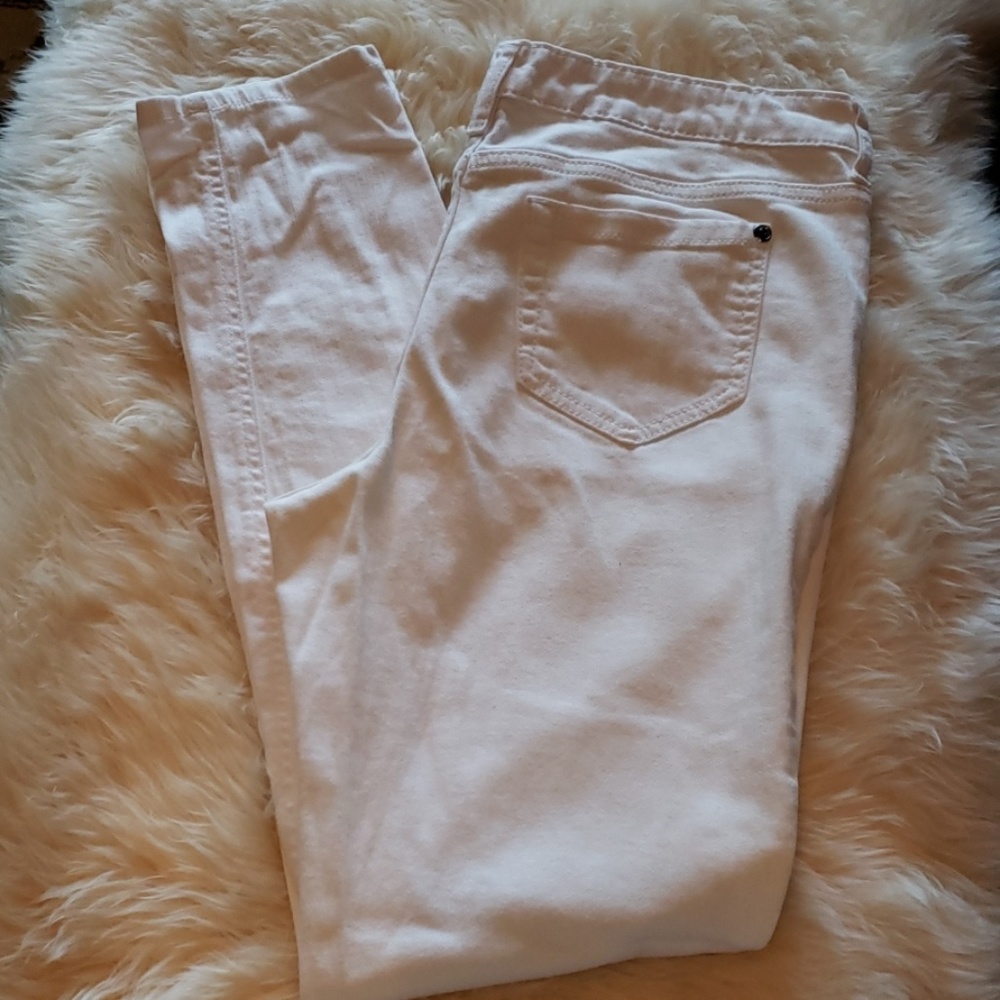 White Jeans